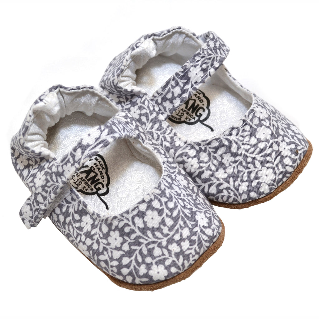 Mary Jane / Girls - White and Grey