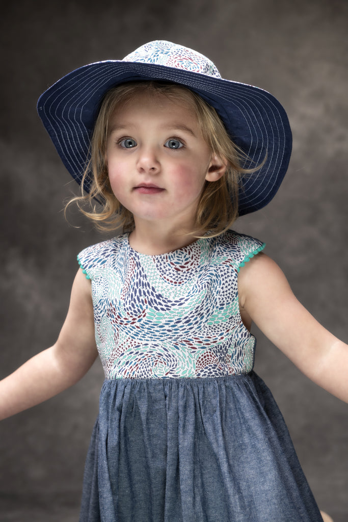 Unisex - Blue Fish Swirl