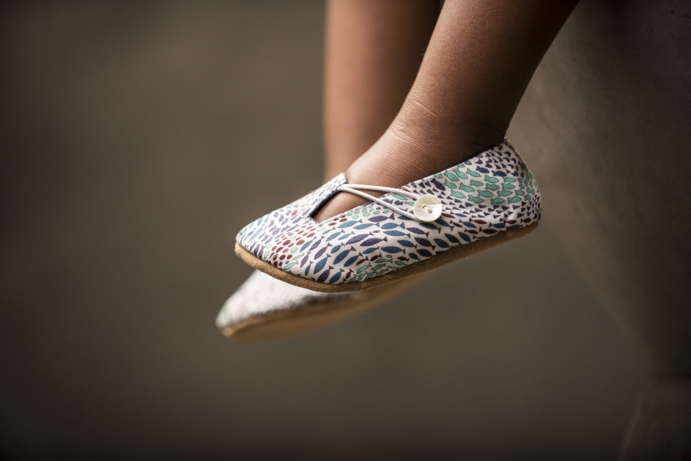 Keyhole / Unisex - Blue Fish Swirl